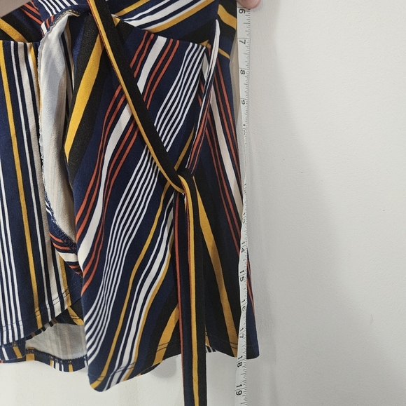 Faith&joy V Neck Wrap Style Striped Blouse! - Picture 5 of 5